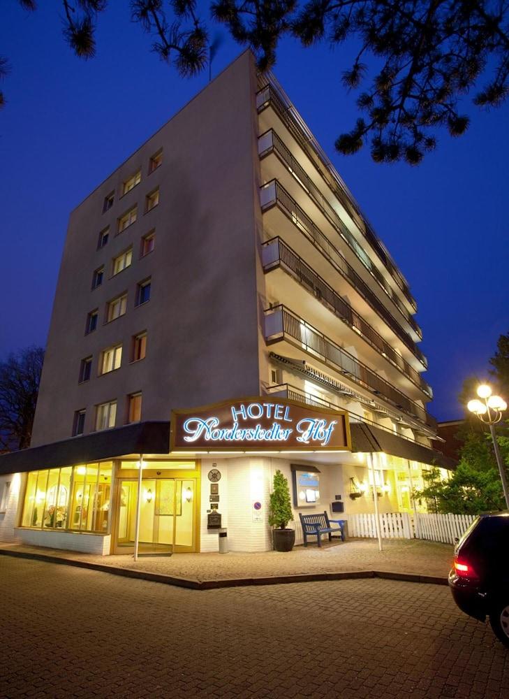 Centro Hotel Norderstedter Hof Exterior photo